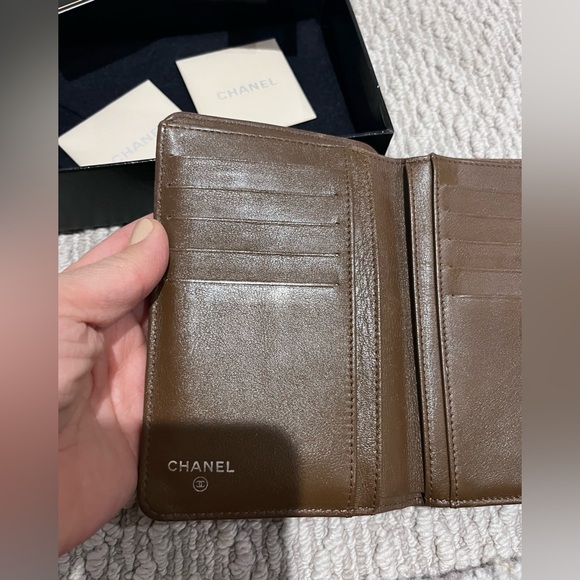 CHANEL Brown Quilted Caviar Leather Wallet - Picture 6 of 10